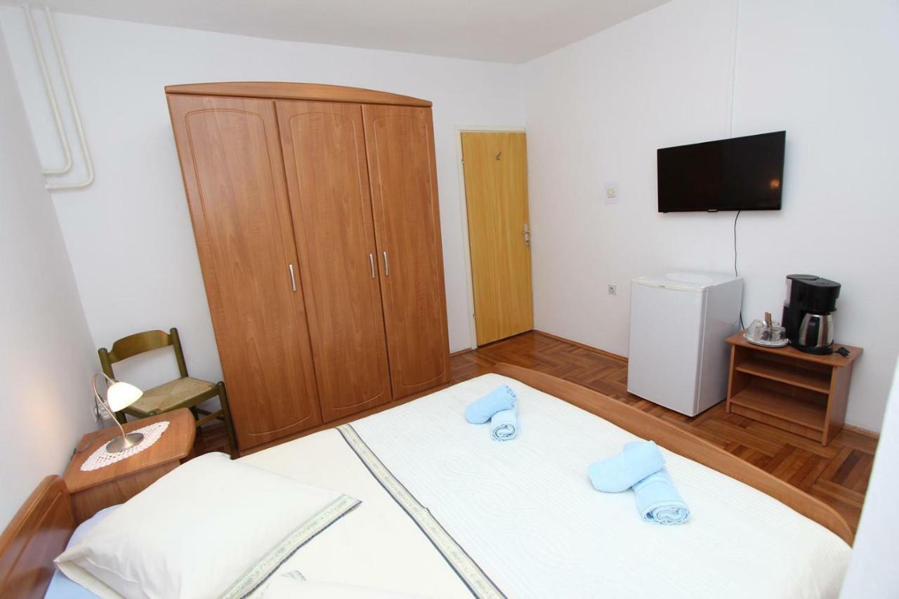 Guest House Rexa Ровинь Экстерьер фото