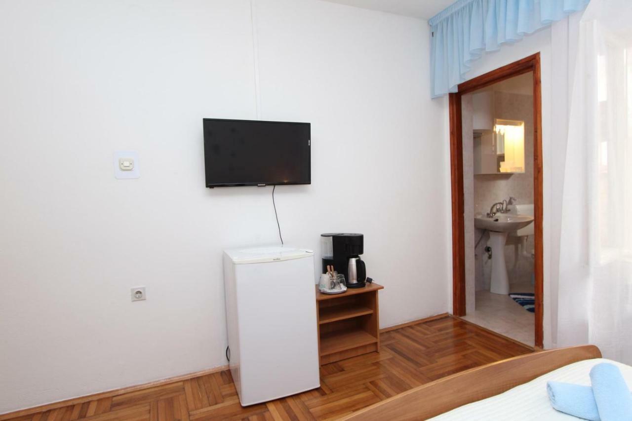Guest House Rexa Ровинь Экстерьер фото