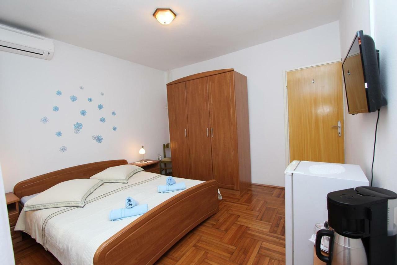 Guest House Rexa Ровинь Экстерьер фото